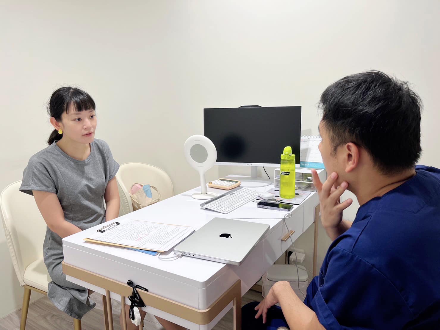 醫美診所推薦｜暗沈什麼的全都沒了!!!臉超級透亮!@葳葳 曾仲葳｜皙妍診所